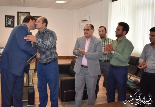 جلسه داخلی کارکنان فرمانداری و بخشداری های تابعه شهرستان گمیشان برگزار شد