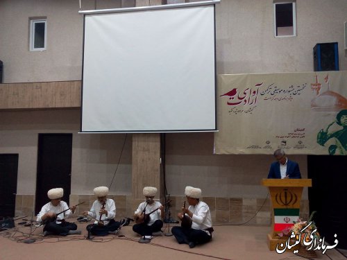 موسیقی ترکمنی زبانی برای بیان غم ها و شادی ها است