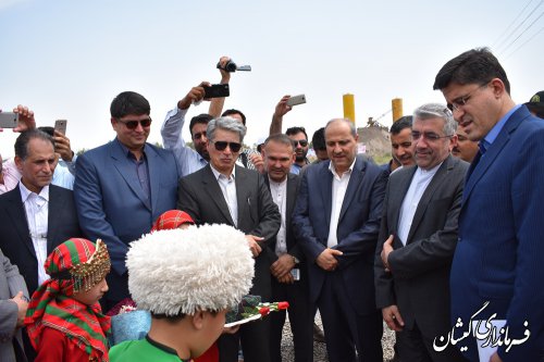 حضورفرماندار گمیشان درآغاز عملیات اجرایی فاز 2 طرح زهکشی اراضی اولویت داراستان