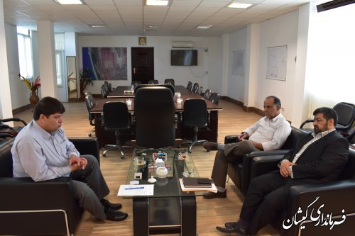 دیدار سرمایه گذار با فرماندار گمیشان