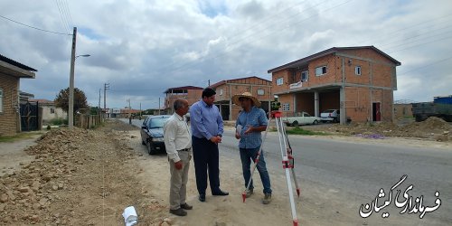 بازدید فرماندار از روند اجرایی طرح هادی روستای آرخ بزرگ