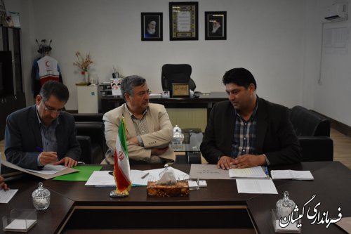 نشست هم اندیشی توزیع اعتبارات پروژه های سال 97 شهرستان گمیشان برگزار شد