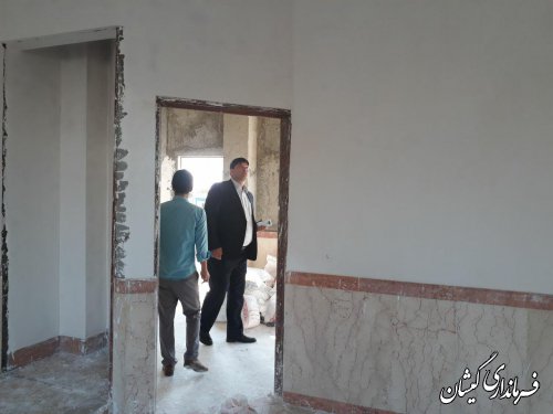بازدید فرماندار گمیشان از مدرسه در حال ساخت آتا توماج روستای توماجلر چارقلی