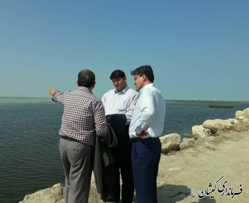 بازدید مشاور استاندار و نماینده مردم غرب استان از بندر خواجه نفس