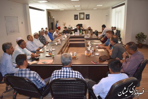 دیدار تعاونگران، اتحادیه ها و نماینده اتاق تعاون شهرستان با فرماندار گمیشان