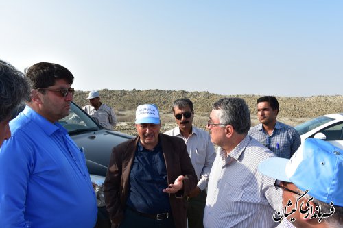 بازدید معاون امور عمرانی استاندارو مدیر کل بنادر صیادی شیلات از کانال سایت میگو
