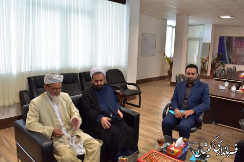 علما و روحانیون نقش مهمی در پیشبرد برنامه های توسعه ای دارند