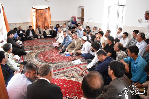 بازدید فرماندار گمیشان از روستای آلتین تخماق بخش مرکزی شهرستان