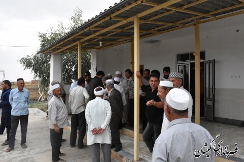 بازدید فرماندار گمیشان از روستای آلتین تخماق بخش مرکزی شهرستان