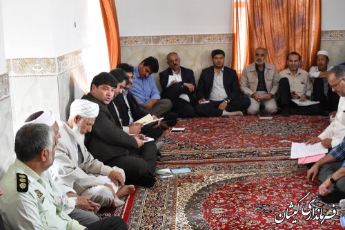 بازدید فرماندار گمیشان از روستای آلتین تخماق بخش مرکزی شهرستان