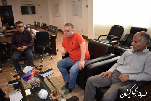 دیدار نماینده سرمایه گذار کشور قزاقستان در استان با فرماندار گمیشان