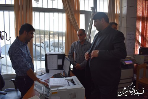 بازدید فرماندار گمیشان از دانشگاه آزاد اسلامی مرکز شهرستان