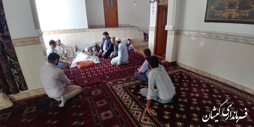 عیادت فرماندار گمیشان از مادر شهید عبدالله پرموز