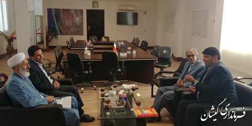 دیدار امام جمعه و مشاور استاندار در امور اهل سنت با فرماندار گمیشان