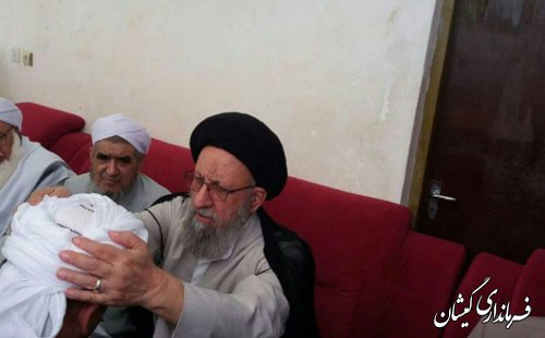 مراسم فارغ التحصیلی و عمامه گذاری طلاب حوزه علمیه نور سیمین شهر برگزار شد