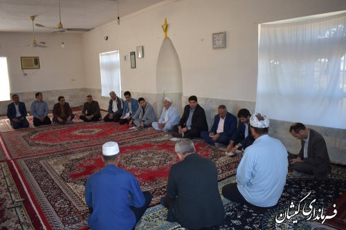 بازدید فرماندار گمیشان از روستای صفا ایشان و دیدار با مردم