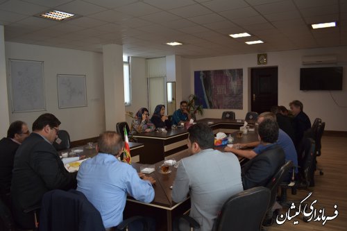 از سرمایه گذاران در جهت توسعه اقتصادی حمایت می کنیم