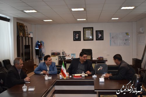 فرماندار گمیشان به درخواست ها و مشکلات مردم شهرستان رسیدگی کرد