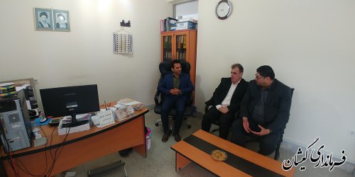 فرماندار گمیشان با کارکنان فرمانداری دیدار کرد