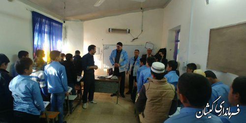 بازدید فرماندار گمیشان از دبیرستان شهید دردی کمی