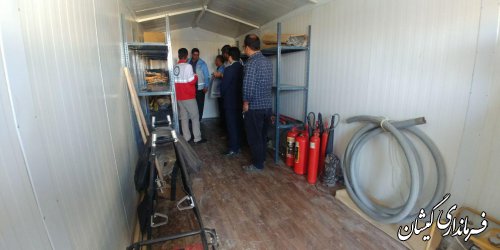 بازدید فرماندار گمیشان از اتاق تجهیزات مدیریت بحران روستایی