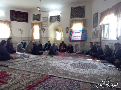 بازدید فرماندار گمیشان از روستای کملر و دیدار با مردم