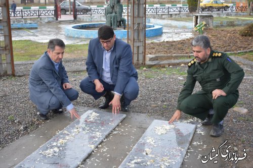 بازدید فرماندار و معاون سازمان‌مدیریت‌و‌برنامه‌ریزی از پروژه المان شهدای‌گمنام گمیشان