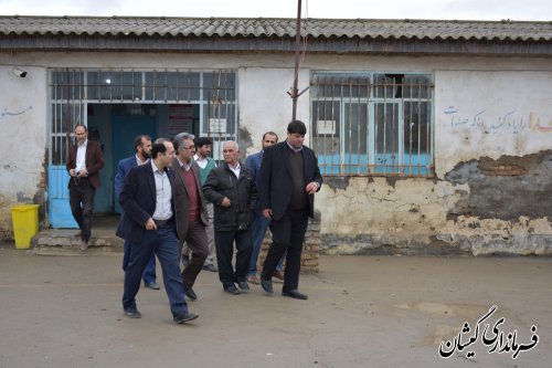 بازدید فرماندارومدیران کل آموزش وپرورش ونوسازی مدارس از چند مدرسه