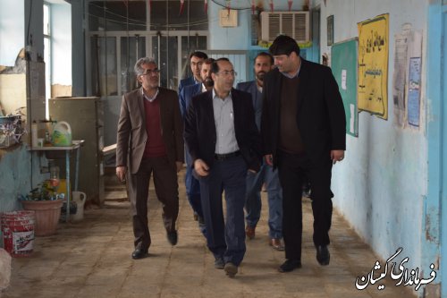 بازدید فرماندارومدیران کل آموزش وپرورش ونوسازی مدارس از چند مدرسه