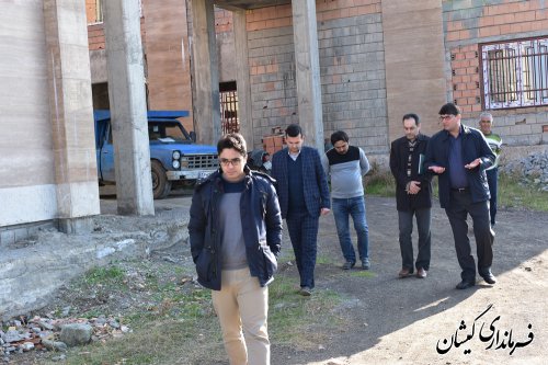 بازدید فرماندار گمیشان از مجتمع فرهنگی و هنری مرکز شهرستان