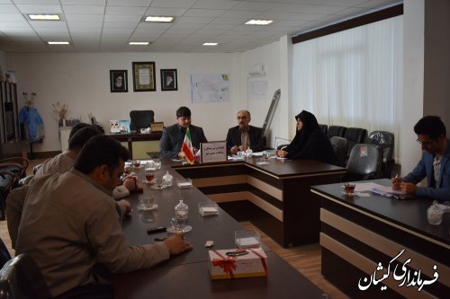 ظرفیت ها و مشکلات توسعه ای سیمین شهر بررسی شد