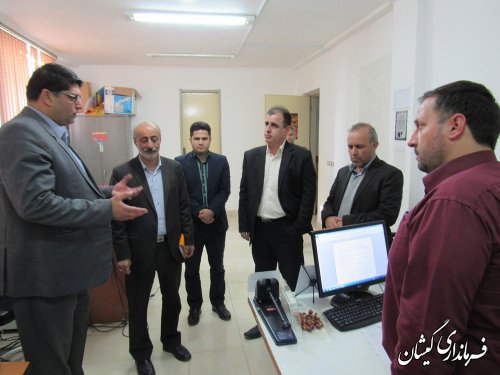 بازدیدفرماندار گمیشان و مدیرکل اداری ومالی استانداری از واحدهای فرمانداری