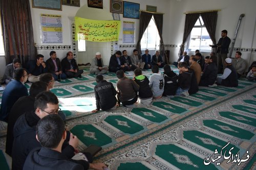 بازدید فرماندار گمیشان از فاز یک مسکن مهر گمیش تپه و دیدار با مردم