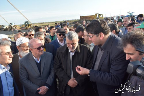افتتاح فاز اول زهکشی اراضی گمیشان با حضور وزیر جهاد کشاورزی