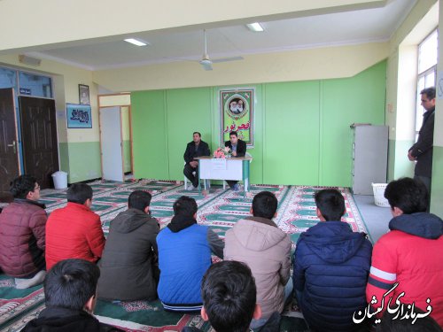 برنامه 40مدیر 40مدرسه در دبیرستان امام خمینی(ره) برگزار گردید