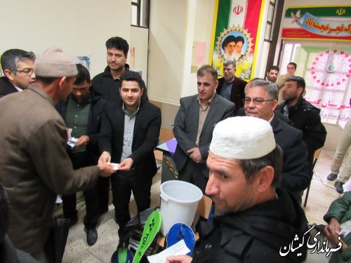 همایش پیاده روی خانوادگی در روستای قره کیله از توابع بخش مرکزی گمیشان برگزار شد