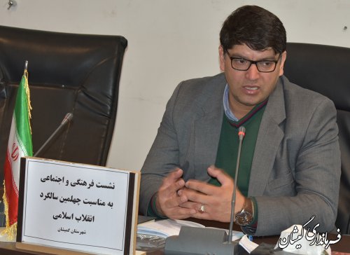 استقلال و آزادی جمهوری اسلامی ایران در جهان بی همتاست