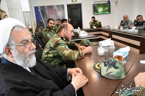 فرماندار گمیشان حضور تجهیزات بیشتر ارتش در شهرستان را خواستار شد