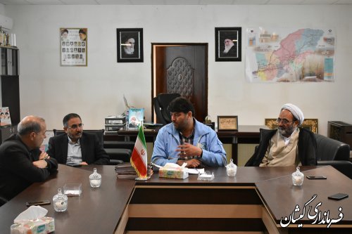 نشست هماهنگی کمیسیون آموزش مجلس با فرماندار گمیشان برگزار شد