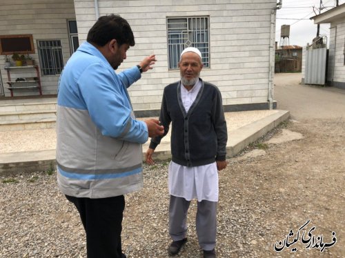 دیدار فرماندار گمیشان با امام جمعه محله قارقی سیمین شهر