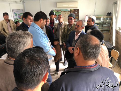 بازدید فرماندار گمیشان از جهاد کشاورزی شهرستان