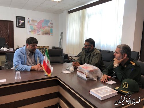 دیدار مسئول قرارگاه پیشرفت و آبادانی سپاه با فرماندارگمیشان