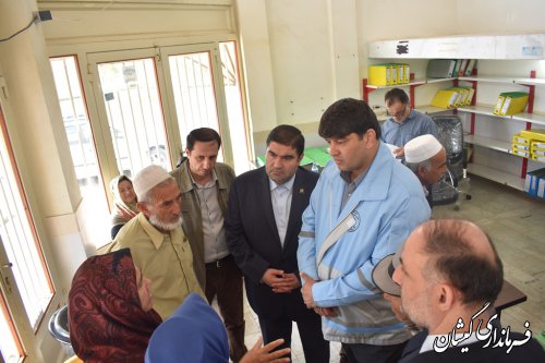 بازدید فرماندار گمیشان از دفتر ستاد و بازسازی سیل منطقه