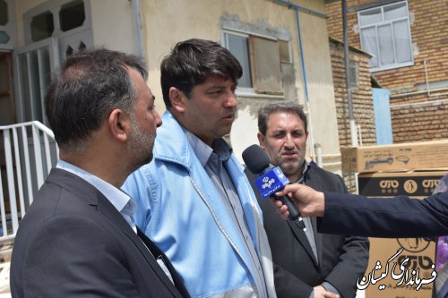 120قلم لوازم خانگی اهدایی مقام معظم رهبری به مددجوبان کمیته امدادتوزیع می شود