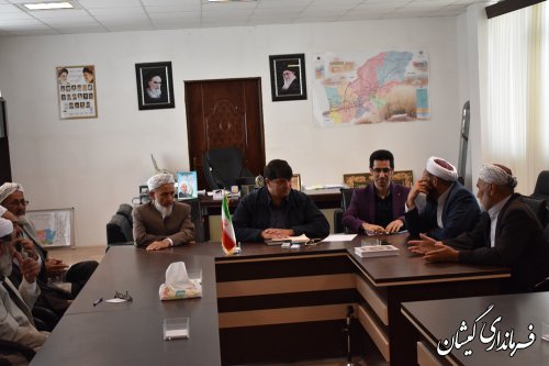 دیدار علمای مرکز شهرستان با فرماندار گمیشان