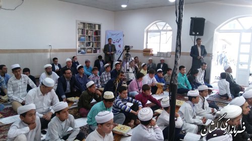 حضور فرماندار گمیشان در محفل انس با قرآن ویژه ماه مبارک رمضان وشهدای خدمت