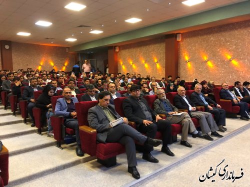 تجلیل ازفرماندارگمیشان به جهت کسب رتبه برترکشوری موزه شهرستان