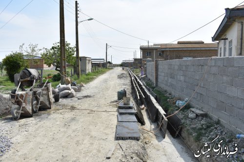 بازدید فرماندار گمیشان از اجرای آسفالت معابر شهر گمیش تپه