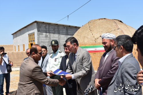 آیین افتتاح مرکز تخصصی صنایع دستی گمیشان در روستای قلعه جیق کوچک