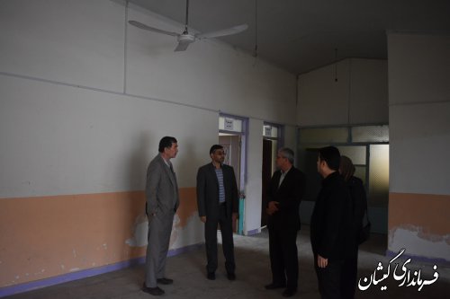 فرماندار شهرستان گمیشان از مدارس شهر گمیش تپه بازدید کرد
